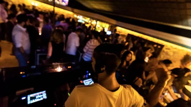 Göz Lounge Alaçatı - İzmir Mekan Rehberi