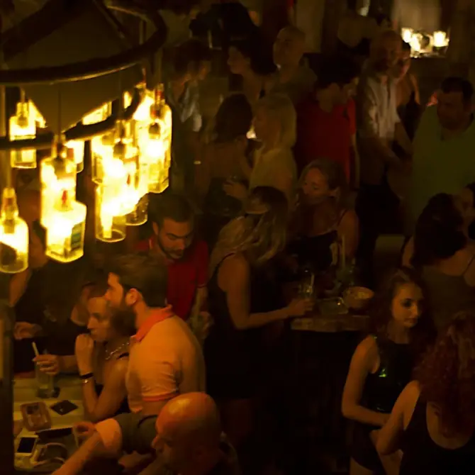 Göz Lounge Alaçatı - İzmir Mekan Rehberi