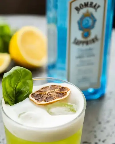 Guff Bar Bornova fotoğraf 3 - İzmir Mekan Rehberi