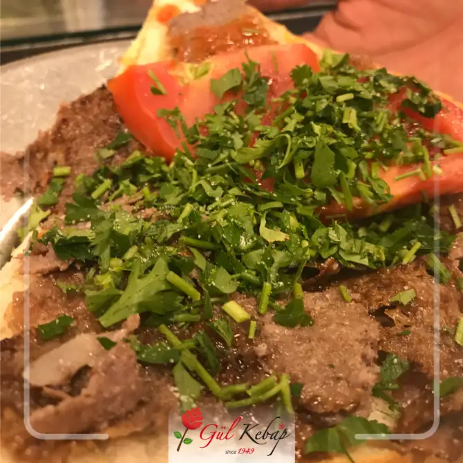 Gül Kebap Kemeraltı - İzmir Mekan Rehberi