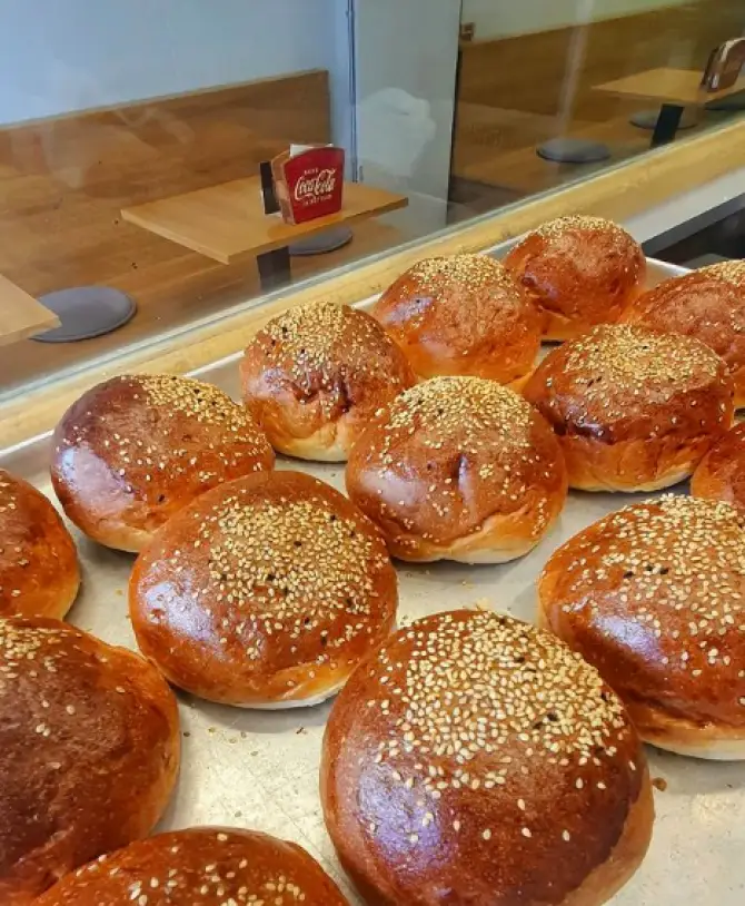 Guru Burger - İzmir Mekan Rehberi