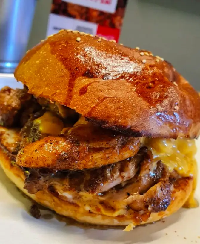 Guru Burger - İzmir Mekan Rehberi