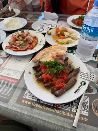 Tire Şiş Köftecisi Hacı Baba Tire fotoğraf 3 - İzmir Mekan Rehberi