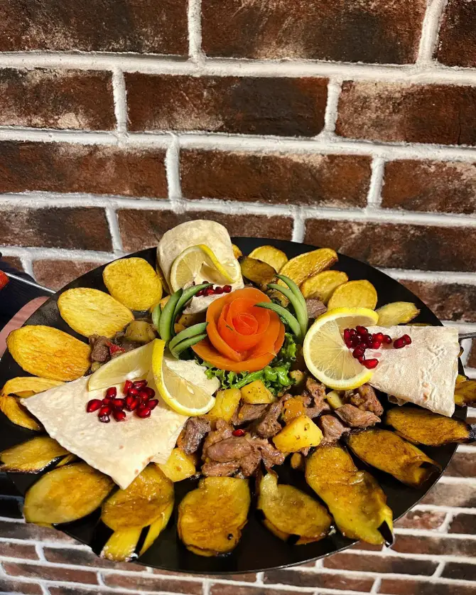 Han Bağı Restaurant - İzmir Mekan Rehberi