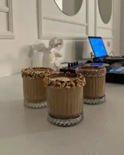 Happy Caffee fotoğraf 3 - İzmir Mekan Rehberi