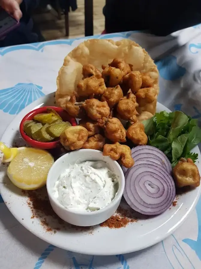 Havuzlu Meyhane - İzmir Mekan Rehberi