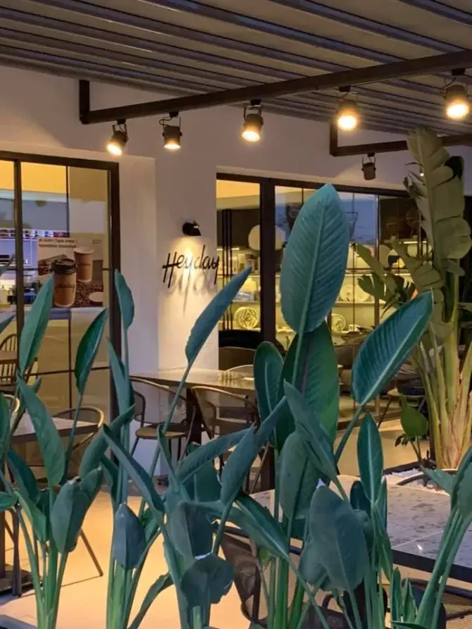 Heyday Cafe Alsancak - İzmir Mekan Rehberi