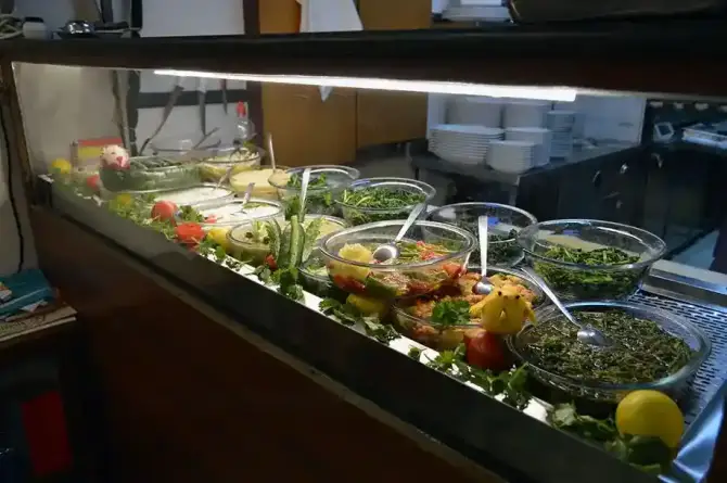 Hisar Balık Pişiricisi Kordon - İzmir Mekan Rehberi
