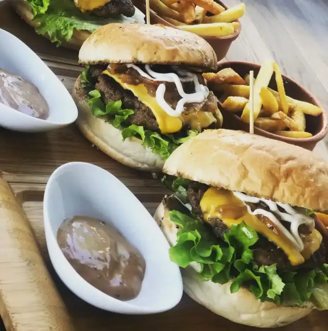 Hoho's Food - İzmir Mekan Rehberi