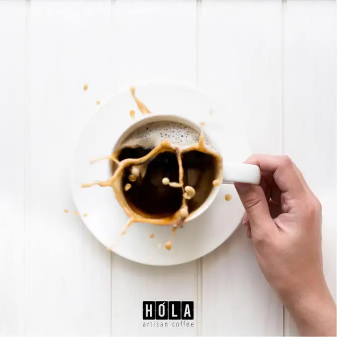Hola Artisan Coffee - İzmir Mekan Rehberi