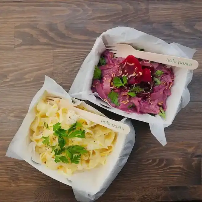 Hola Pasta - İzmir Mekan Rehberi