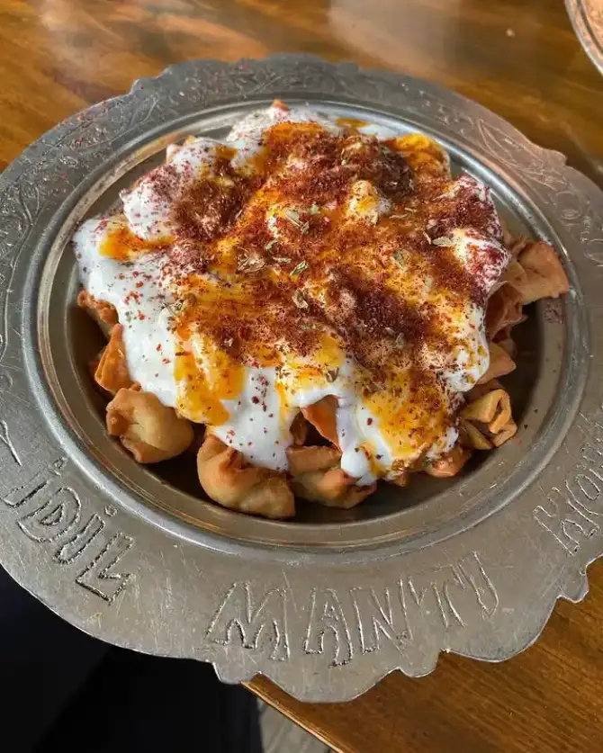 İdil Mantı Evi - İzmir Mekan Rehberi