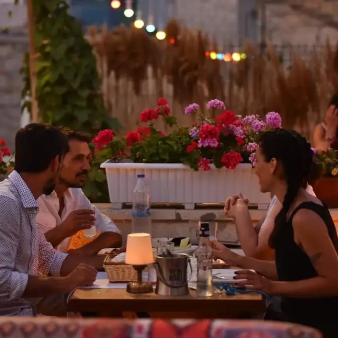 İkide2 Alaçatı - İzmir Mekan Rehberi