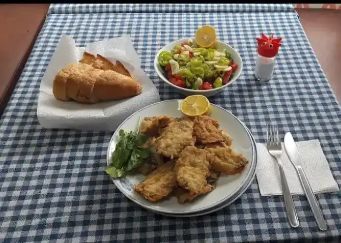 Alo Balık Satış Pişirme ve Meze Evi - İzmir Mekan Rehberi