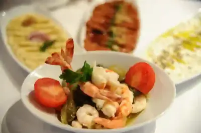 Swissotel Büyük Efes Aquarium Restaurant fotoğraf 5 - İzmir Mekan Rehberi