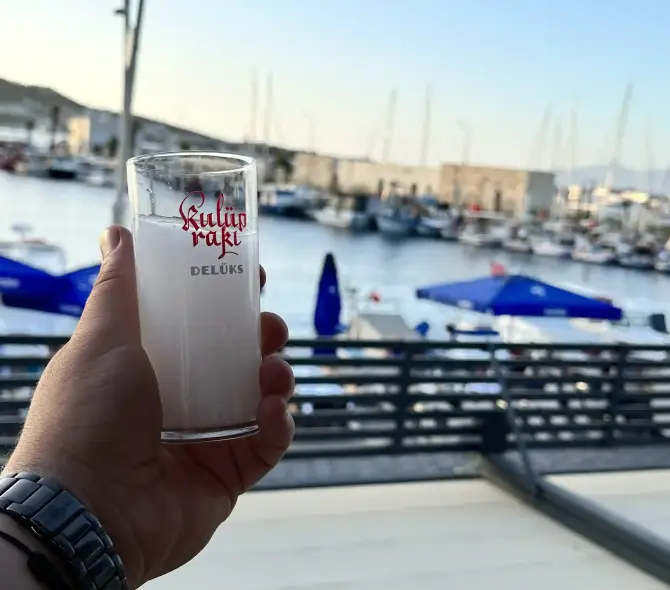 İmroz Restoran Yeni Foça - İzmir Mekan Rehberi