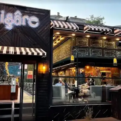 İstişare Cafe fotoğraf 4 - İzmir Mekan Rehberi