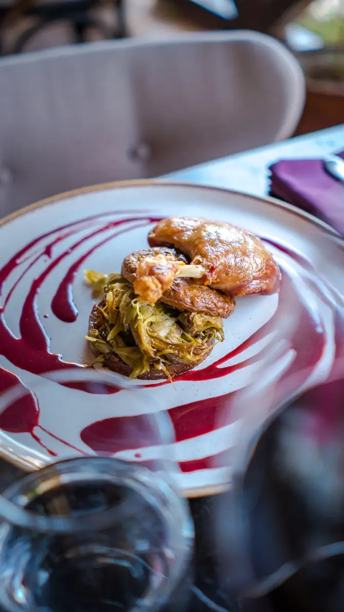 Çiy Restaurant - İzmir Mekan Rehberi