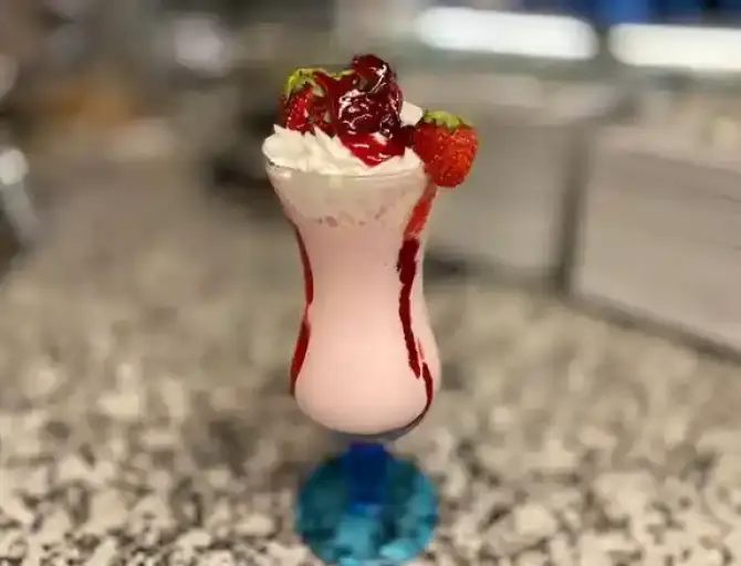 Special Roma Dondurma & Patisseria - İzmir Mekan Rehberi