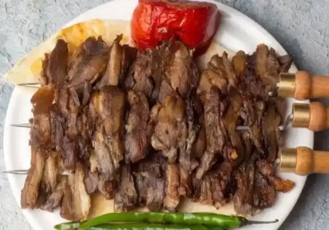 25 Mart Oltu Cağ Kebap - İzmir Mekan Rehberi