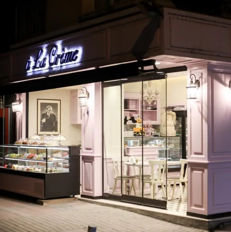 À La Crème - İzmir Mekan Rehberi