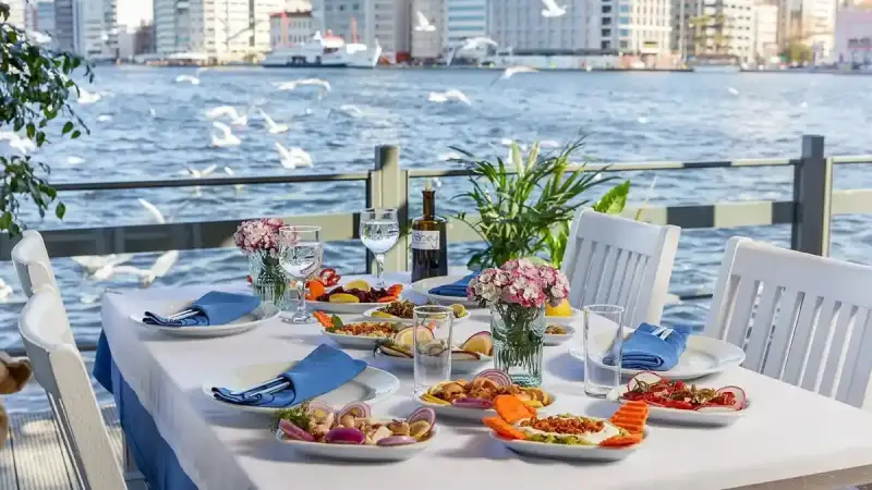 Adabeyi Balık Restaurant Pier - İzmir Mekan Rehberi