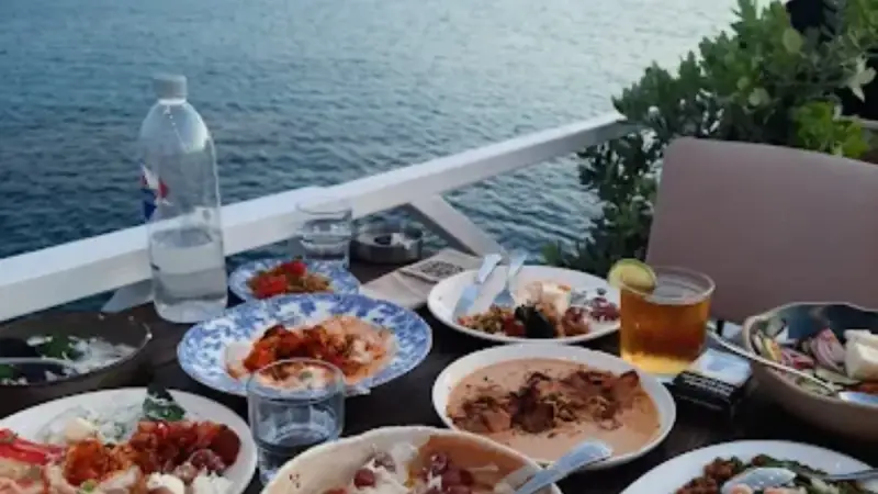 Ahali Alaçatı - İzmir Mekan Rehberi
