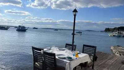 Ali'nin Yeri Ildırı Balık Restaurant fotoğraf 1 - İzmir Mekan Rehberi
