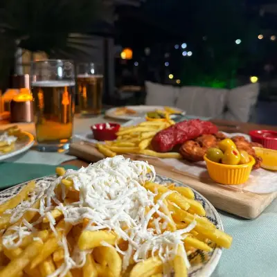 allvin garden patates kızartması ve bira