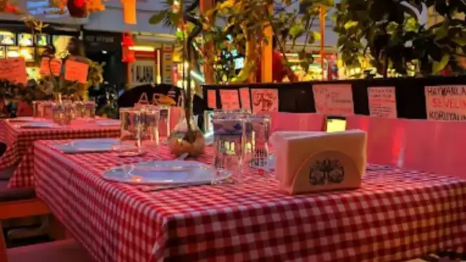 Argo Meyhanesi Alsancak - İzmir Mekan Rehberi