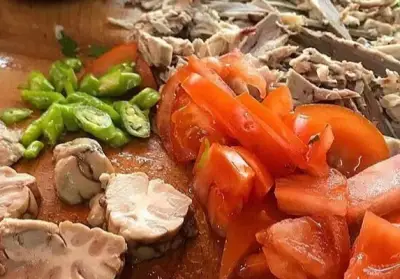 Meşhur Asmaaltı Söğüşçüsü