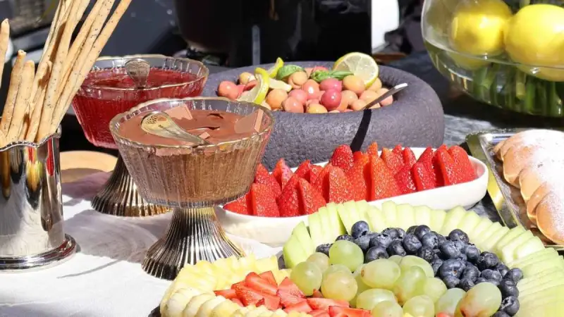 Aura Hookah Lounge - İzmir Mekan Rehberi
