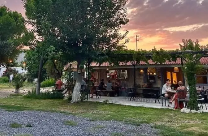 Bağ Bostan Alaçatı Kahvaltı - İzmir Mekan Rehberi