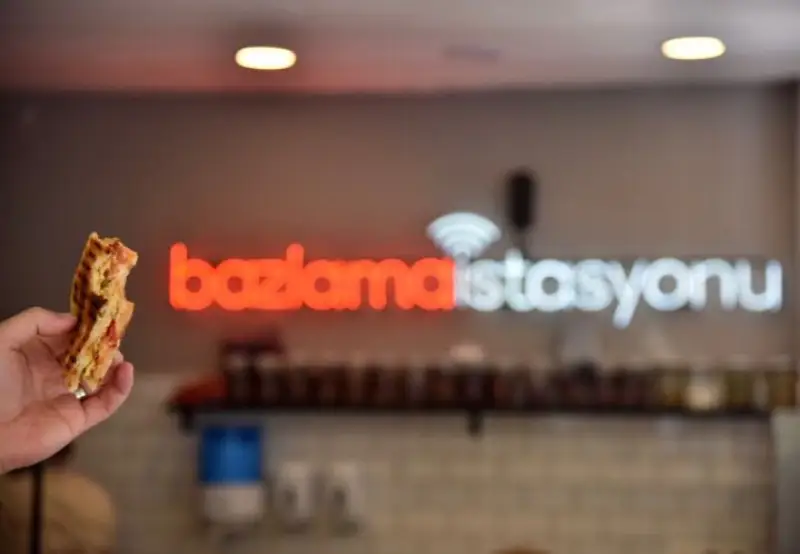 Bazlama İstasyonu Karşıyaka - İzmir Mekan Rehberi