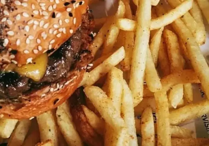 Burger No7 - İzmir Mekan Rehberi