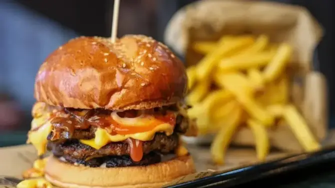 Burger's Way - İzmir Mekan Rehberi
