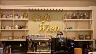 Cafe Wien Alsancak fotoğraf 1 - İzmir Mekan Rehberi