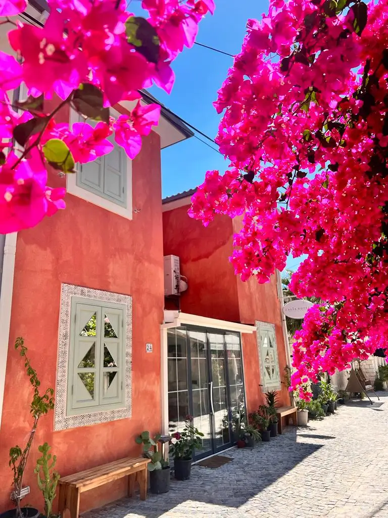 Calia Hotel Köyiçi Alaçatı - İzmir Mekan Rehberi