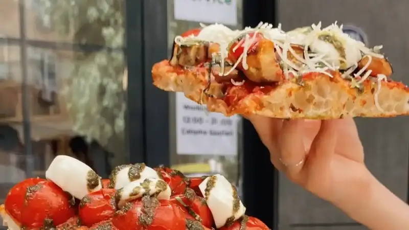 Carre Gusto Alsancak - İzmir Mekan Rehberi