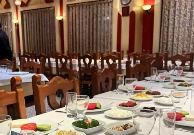 Endülüs Meyhanesi - İzmir Mekan Rehberi