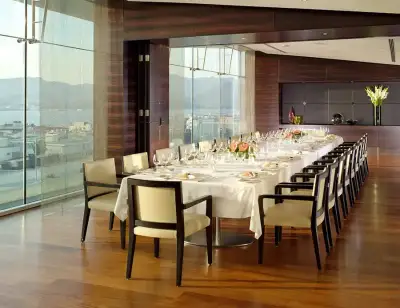 Swissotel Büyük Efes Equinox Restaurant - İzmir Mekan Rehberi