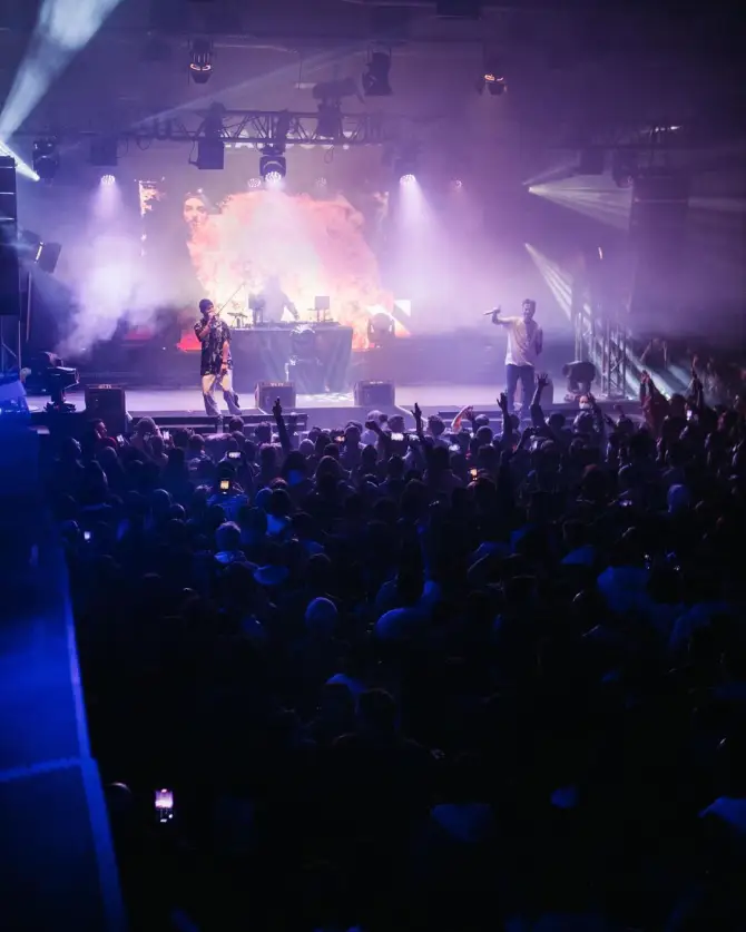 Hangout PSM - İzmir Mekan Rehberi