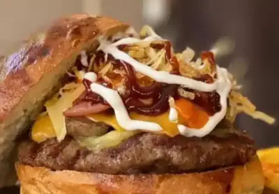 Burgerillas Alsancak fotoğraf 1 - İzmir Mekan Rehberi