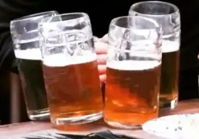 Altın Ayı Pub fotoğraf 1 - İzmir Mekan Rehberi