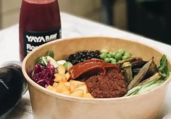 Yayaraw Healthy Food - İzmir Mekan Rehberi