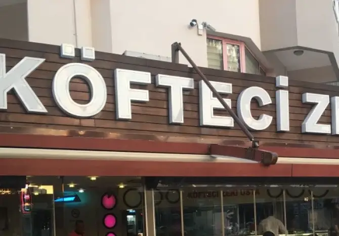 Köfteci Zeki Usta - İzmir Mekan Rehberi