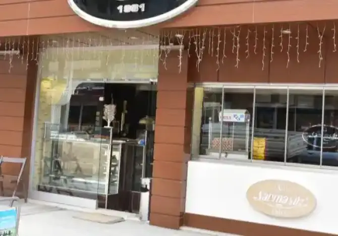 Sarmaşık Pastanesi - İzmir Mekan Rehberi
