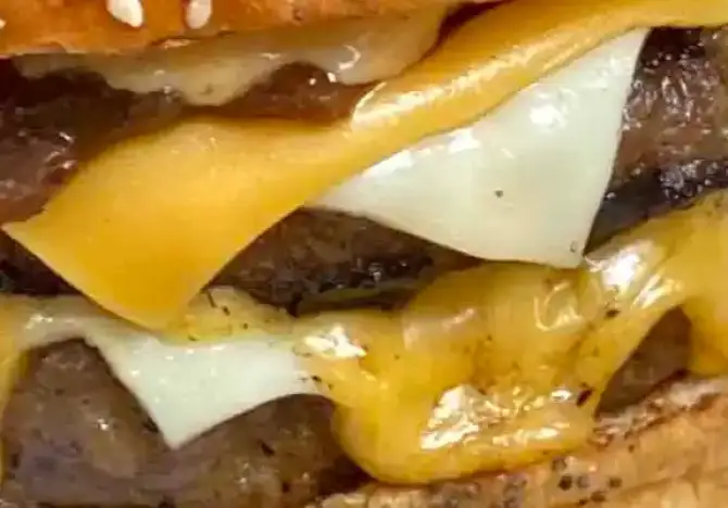 Burger No7  Hatay - İzmir Mekan Rehberi