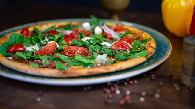 Italiana Fabbrica İzmir - İzmir Mekan Rehberi