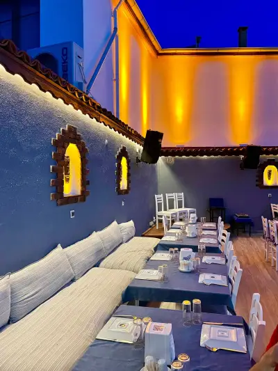Guru Baba Restaurant fotoğraf 9 - İzmir Mekan Rehberi